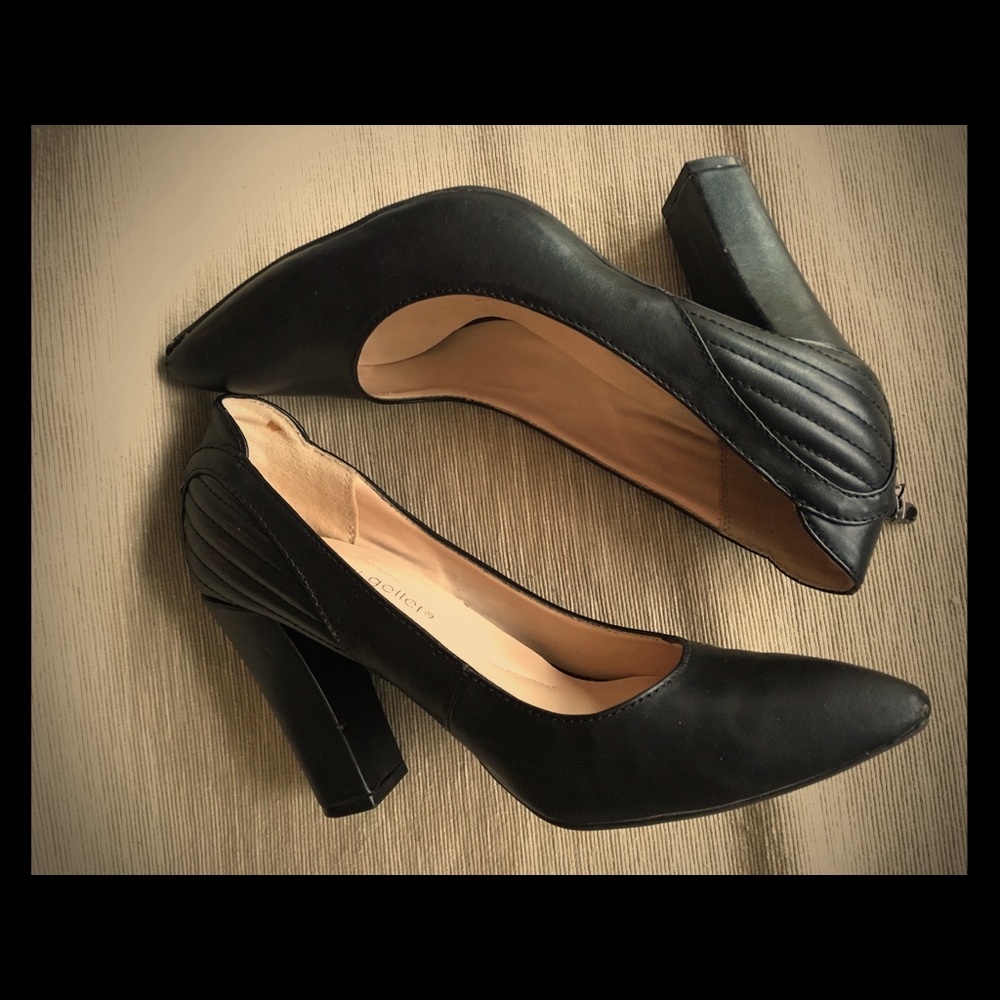 Andrew Geller sz 7 Black heels excellent condition - Picture 3 of 5